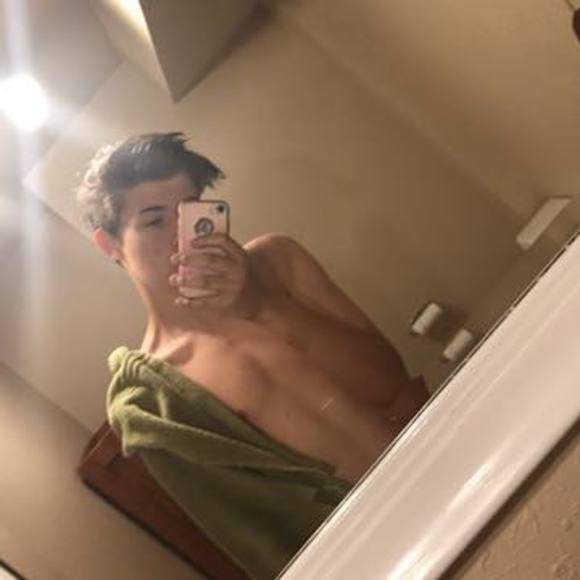 Meet your Posher, Josh - Picture 1 of 1